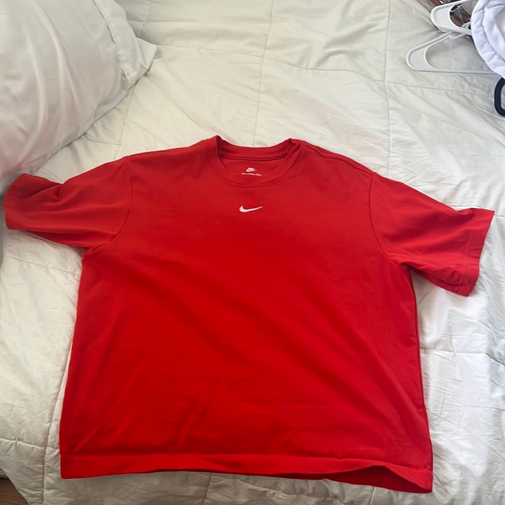 (never worn)